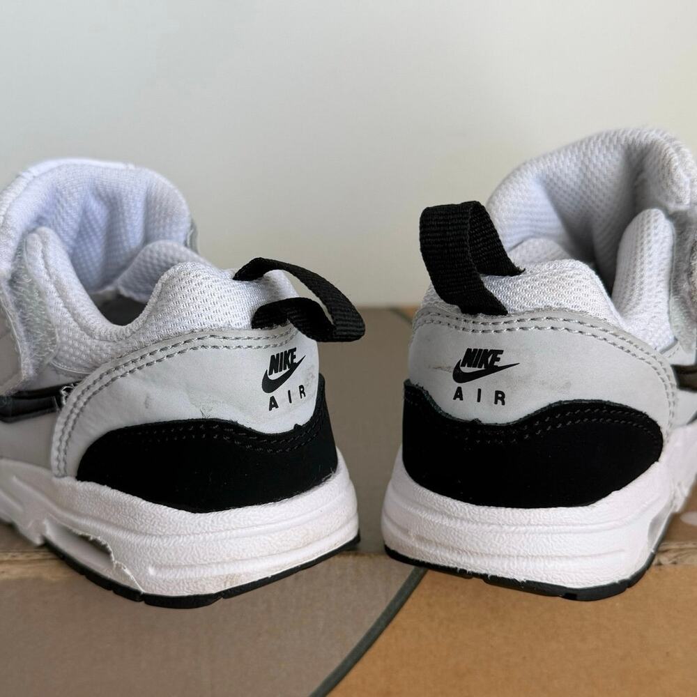 Nike Airmax 1 Easyon White/Black Toddler Sneakers- SZ 7 C - Picture 6 of 11